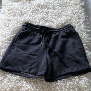 Aritzia Boyfriend Fit Mid Thigh Cozy Fleece Shorts